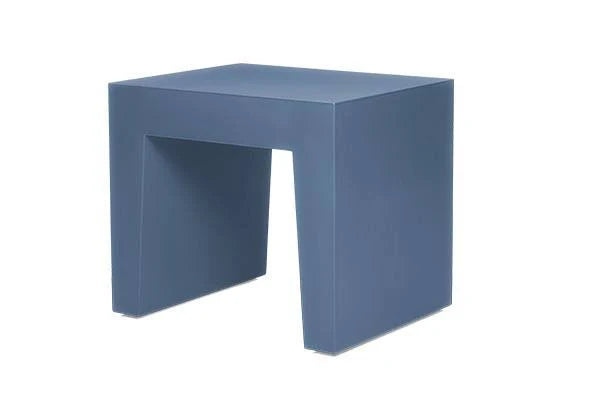 White Concrete Seat J511