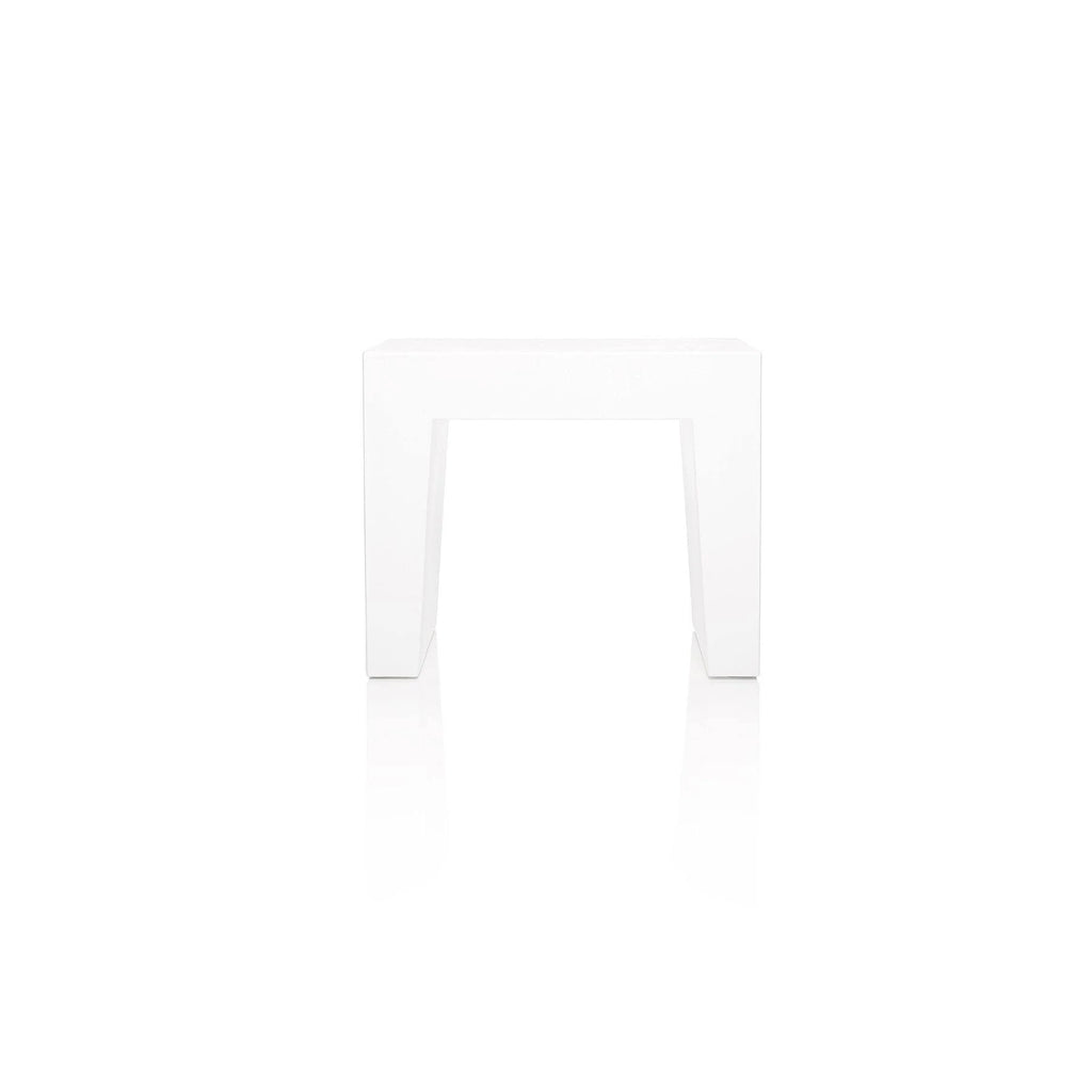 White Concrete Seat J511
