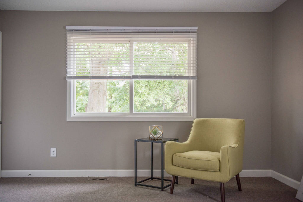 Cordless Soft White Faux Wood Room Darkening Blinds D63171