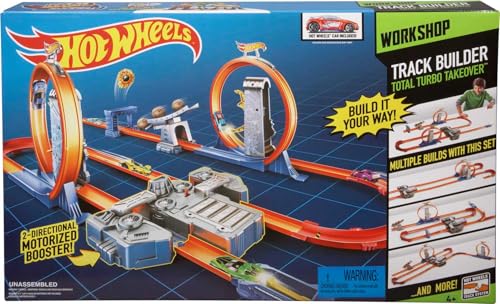 Hot Wheels Toy Car Track Set with Motorized Booster Q2622
