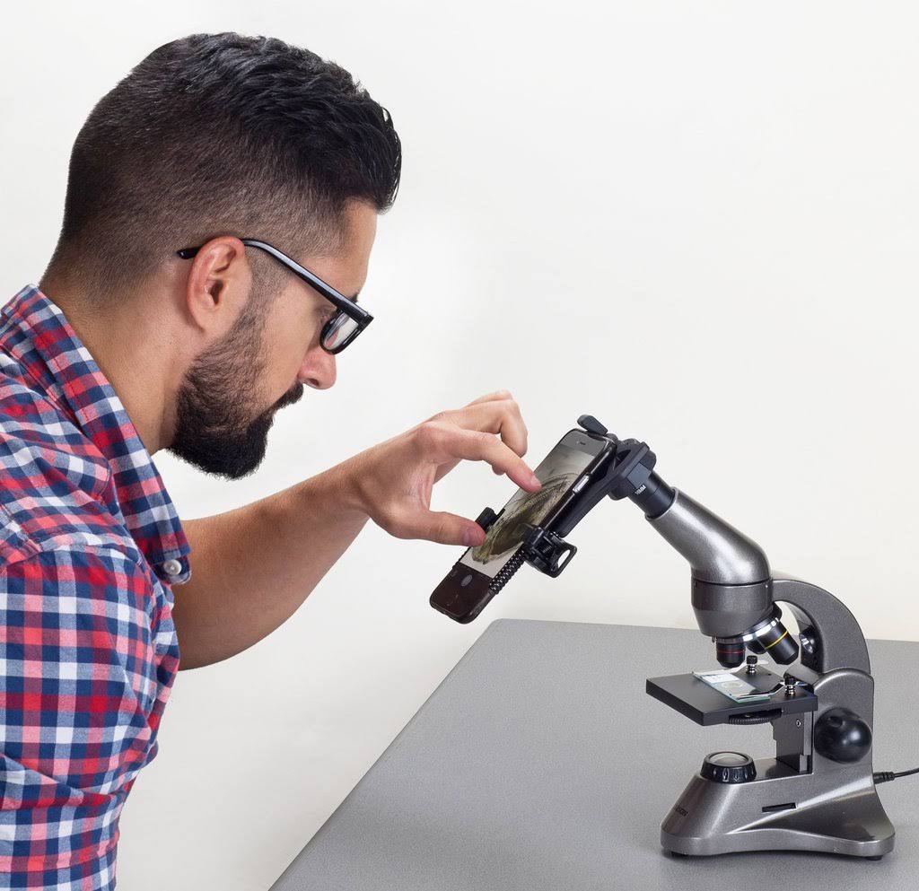 Biological Microscope I42089