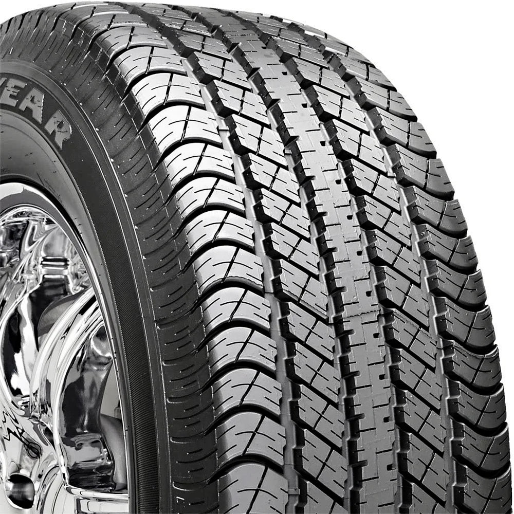 All Season P265/70R17 Light Truck Tire Y39660