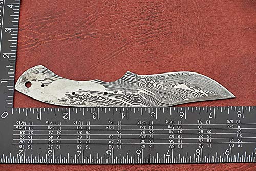 7.75 Inch Damascus Steel Skinning Knife Blade L2396