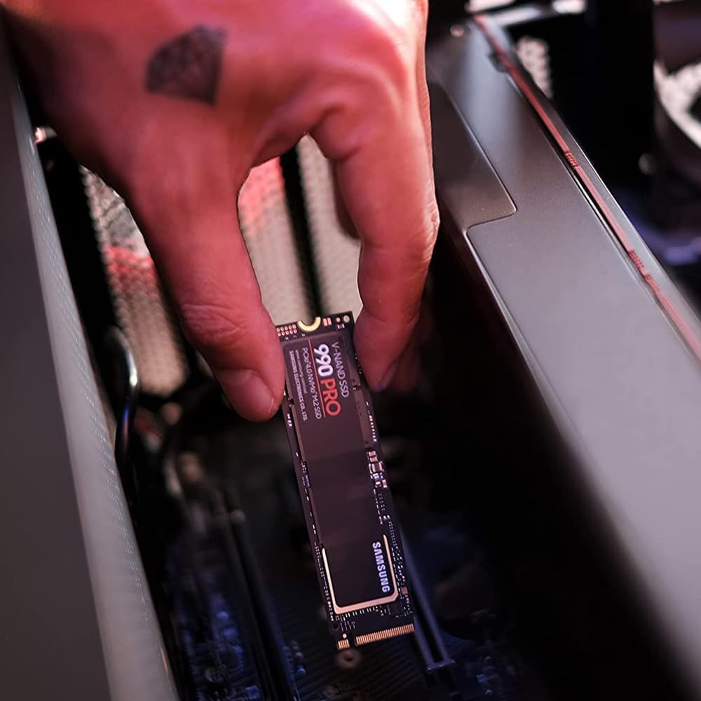 2TB PCIe 4.0 NVMe Solid State Drive S724506