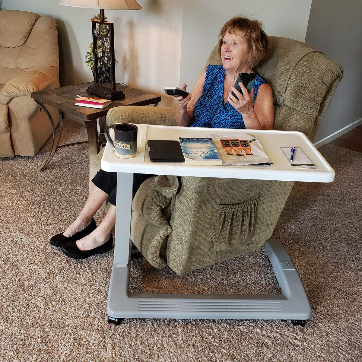 Overbed Table with Wheels U877614