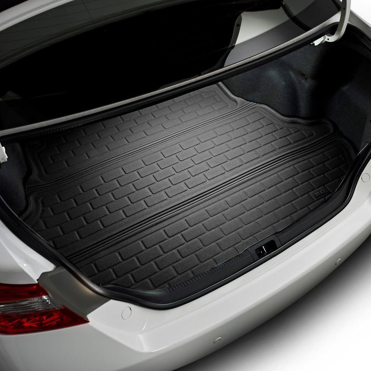 Black Cargo Liner E7879
