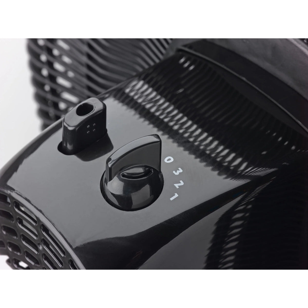 16 Oscillating Adjustable Pedestal Fan with 3-Speeds, Black P4912